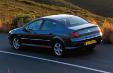Peugeot 407 har v&aelig;ret ventet med sp&aelig;nding.
