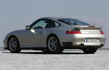 Den nye Turbo S er blandt andet kendetegnet af 18 tommer f&aelig;lge i farven GT S&oslash;lvmetallic.