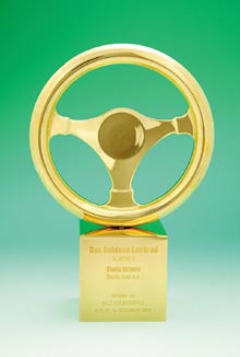 Octavia blev i november tildelt Das Goldene Lenkrad i Tyskland som den bedste kompakte mellemklassebil.