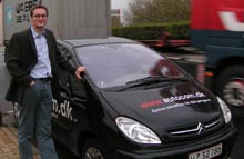 Salgschef for Autocom.dk Totalservice, Morten Holmsten, hjælper virksomheder med at optimere prisen på deres firmabiler.