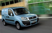 Fiat lancerer en ny Dobl&ograve; Cargo, der er st&oslash;rre end sin forg&aelig;nger, har et st&aelig;rkere motorprogram og et mere moderne design. Som noget helt nyt kan man nu f&aring; Dobl&ograve; Cargo med en ekstra stor akselafstand.