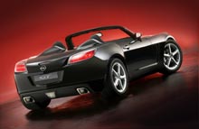 Spændende design og klassiske sportsbil-detaljer præger den nye Opel GT.
