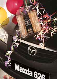 Mazda hilser år 2001 velkommen med Nytårstaffel i weekenden den 13.-14. januar, hvor forhandlerne byder på snacks og champagne.