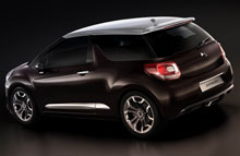 Citro&euml;n DS - konceptbil, der b&aring;de peger tilbage og frem i tiden.