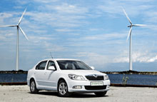 Bilsalget går fremad. Škoda Octavia er en af de modeller, der mærker de milde vinde.