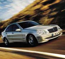 Det er langt hen ad vejen Mercedes-Benz C-Klasses fortjeneste, at Mercedes-Benz har fået så flotte salgstal i første halvdel af 2001.