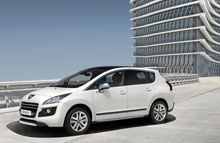 Peugoet 3008 HYbrid4 bruger 35 pct. mindre end tilsvarende 4x4-biler.