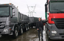 14. til 20. januar 2011 holder Autocom.dk sin første internationale lastbilauktion, fortæller salgs- og marketingdirektør Morten Holmsten (billedet).