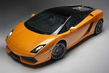 Lamborghini Gallardo LP 560-4 Bicolore kan allerede nu bestilles hos Lamborghini Copenhagen til priser fra 3.920.000 kr.