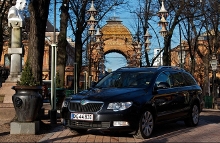 SKODA og Tivoli har indgået et sponsorsamarbejde, som indebærer, at SKODA vil være officiel billeverandør i Tivoli i årene 2012 – 2014.