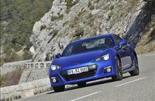 Den nye Subaru BRZ er s&oslash;stermodel til Toyota GT86. Begge motorer tr&aelig;kker p&aring; baghjulene.