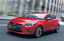 Den nye mazda 2 introduceres i Japan i efteråret 2014. Den europæiske introduktion forventes at finde sted i foråret 2015. 