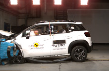 Selv testet uden automatisk nødbremsesystem (AEB) er der fem Euro NCAP-stjerner til Citroën C3 Aircross. I Danmark bliver AEB dog standardudstyr. (Foto: FDM/Euro NCAP)