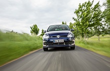 En af testbilerne, VW GTE 150 hk benzin/102 hk el. 