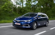 En af testbilerne, Toyota Auris Touring Sport 