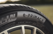 Det nye dæk, der kom til salg i Danmark den 1. marts, er det første dæk på markedet, som er EPD-anerkendt (Environmental Product Declaration).