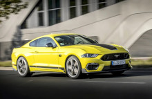 Mustang Mach 1 kan allerede nu bestilles hos Fords forhandlere til priser fra blot 937.985 kroner, som giver kunderne en sportsvogn helt uden lige.