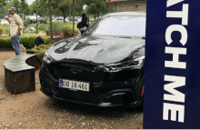 Ford lever i høj grad op til sit fremtidsinspirerede slogan ’Bring on Tomorrow’, når de over sommeren i år lancerer op mod 100 Mustang Mach-E forhandlere i Danmark.