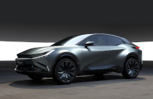 Konceptbilen er designet som en fuldt elektrisk bil og hylder dobbeltheden med både et minimalistisk design, som man ville forvente af en elbil, og fremtidens vitale udtryk.