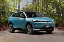 e:Ny1 er en helt elektrisk, kompakt SUV, der tilbyder Hondas velkendte dynamik og responsive kørsel samt førsteklasses niveauer af kørekomfort.