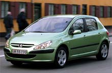 Peugeot 307 er blevet en ægte bestseller. I august var den Danmarks suverænt mest solgte personbil med 635 eksemplarer. I øvrigt nært fulgt af lillebror 206, der solgte i 617 eksemplarer.