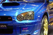 Subaru Impreza nye forlygter erstatter de tåreformede på den gamle model.