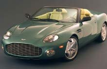 Den nye Aston Martin får linjerne til fælles med resten af 
